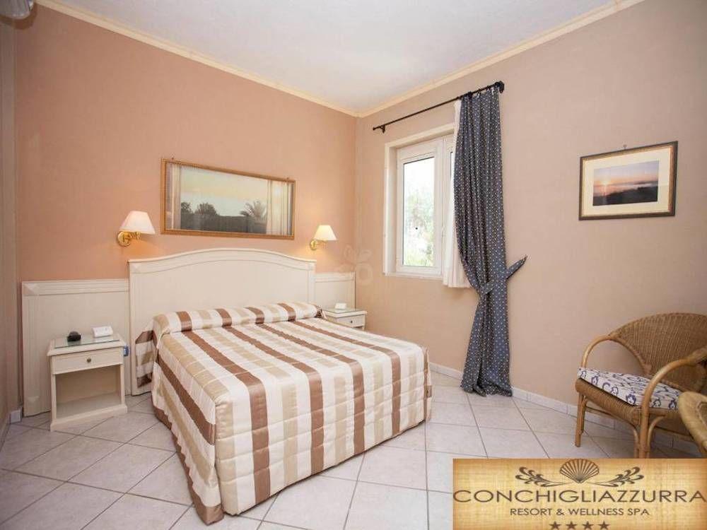Conchiglia Azzurra Resort & Beach Порто-Чезарео Екстер'єр фото