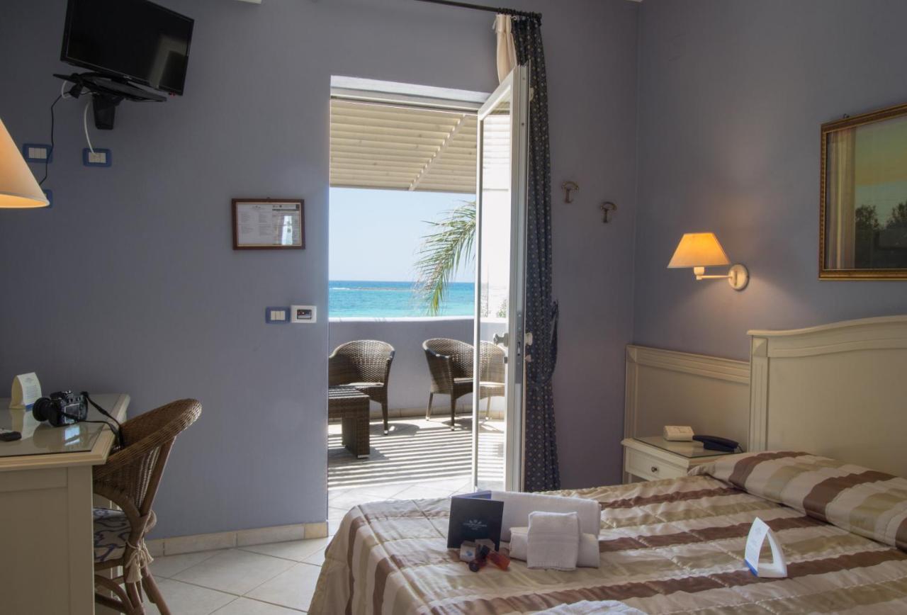 Conchiglia Azzurra Resort & Beach Порто-Чезарео Екстер'єр фото