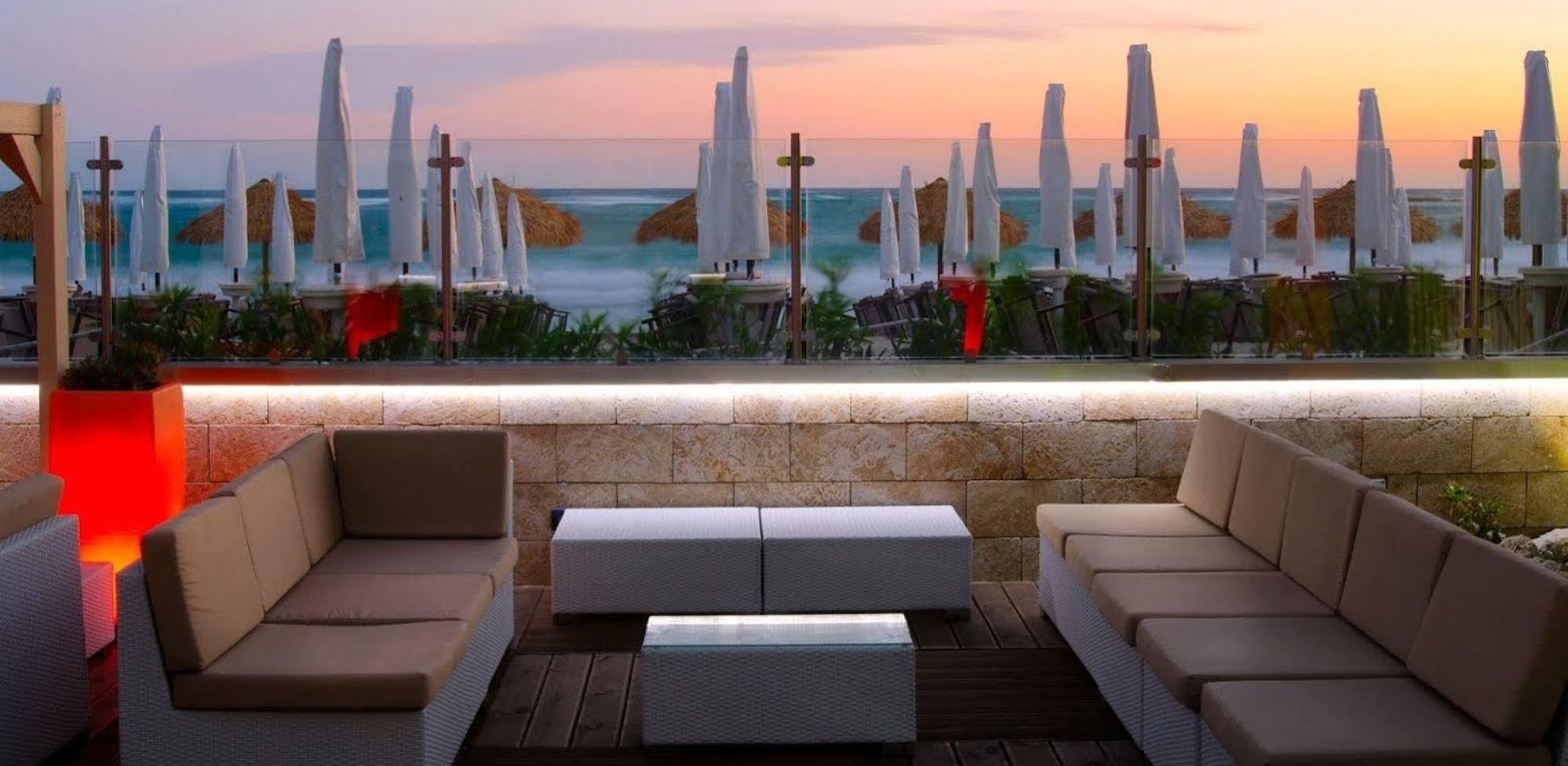 Conchiglia Azzurra Resort & Beach Порто-Чезарео Екстер'єр фото